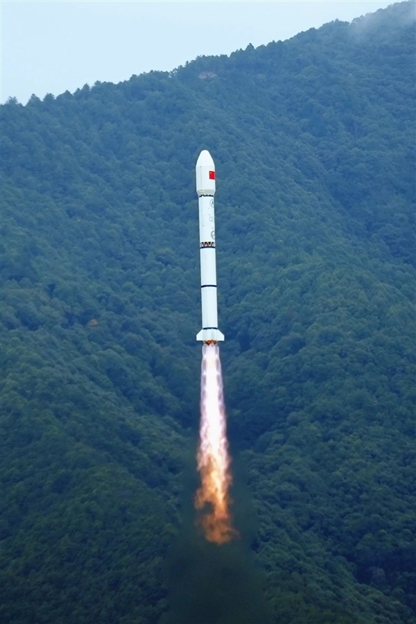 中國衛(wèi)星應(yīng)用大會首次京外召開傳遞哪些信號？