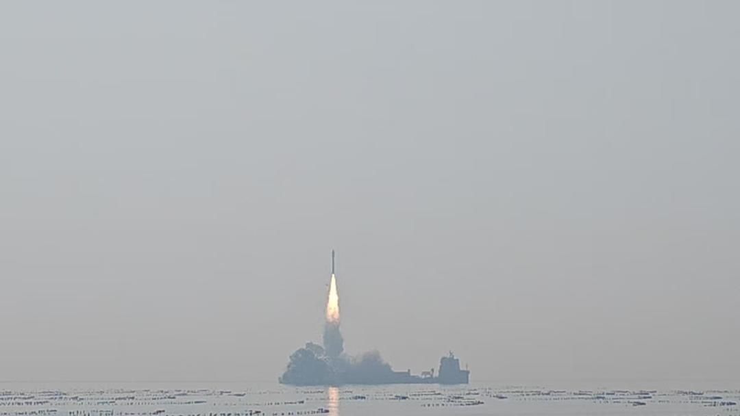 “捷龍”海上再飛天！一箭十星問鼎蒼穹(圖1)
