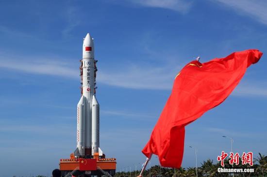 “沒靠中俄”衛(wèi)星過(guò)頂朝鮮：側(cè)翻落水驅(qū)逐艦朝鮮自己“扶正”了